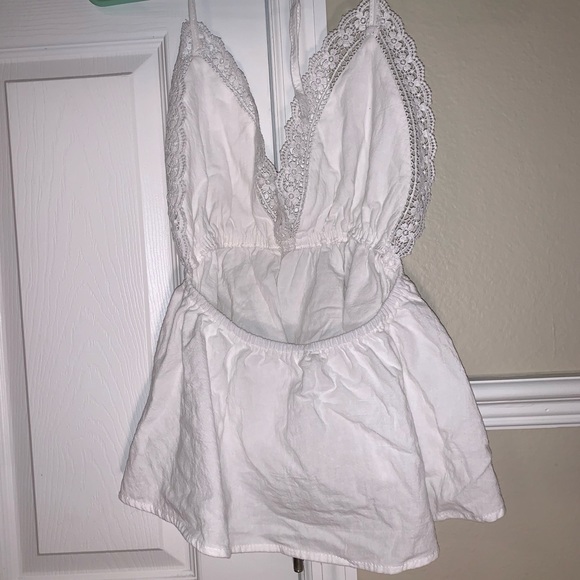 White tank top - Picture 2 of 2